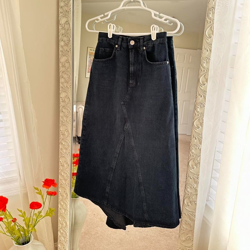 ZARA BLACK DENIM SKIRT